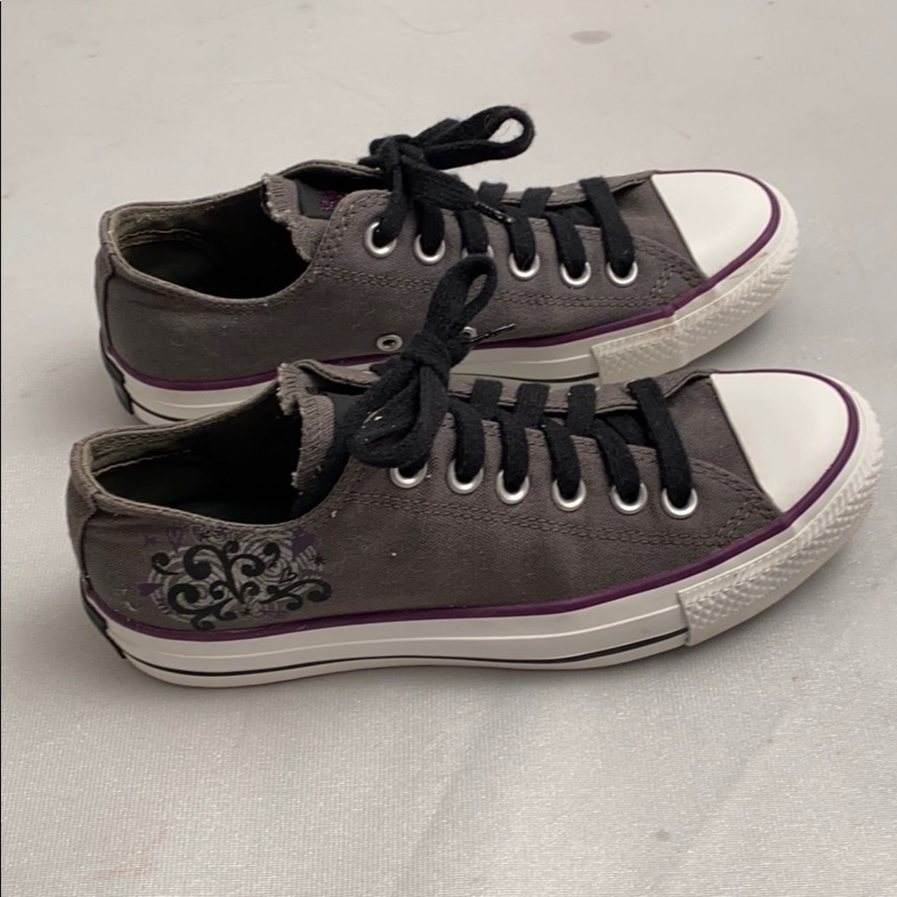 Converse All Star gray and purple low top sneakers